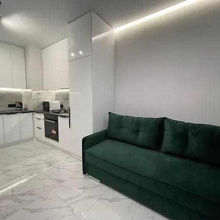 Pasichna Strit масив пасічний, зелена Apartman