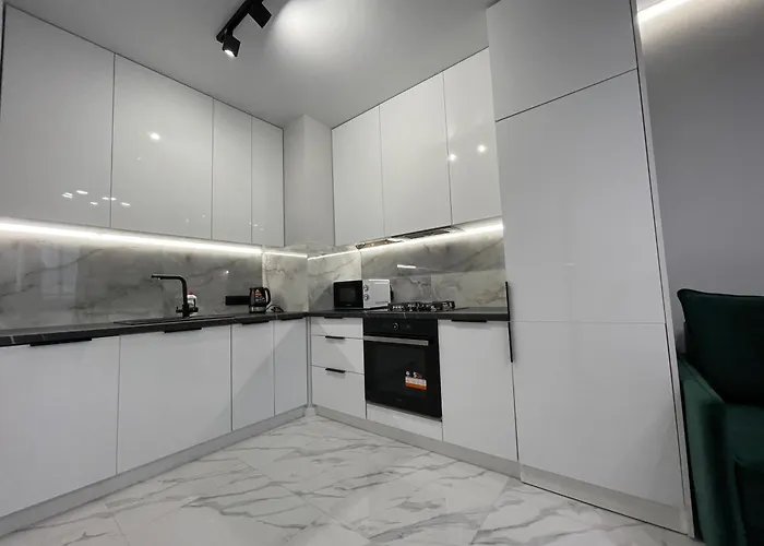 Pasichna Strit масив пасічний, зелена * Lviv